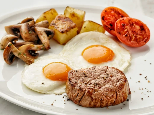 Proteinová dieta: Rychlý úbytek váhy, nebo cesta k jojo efektu?